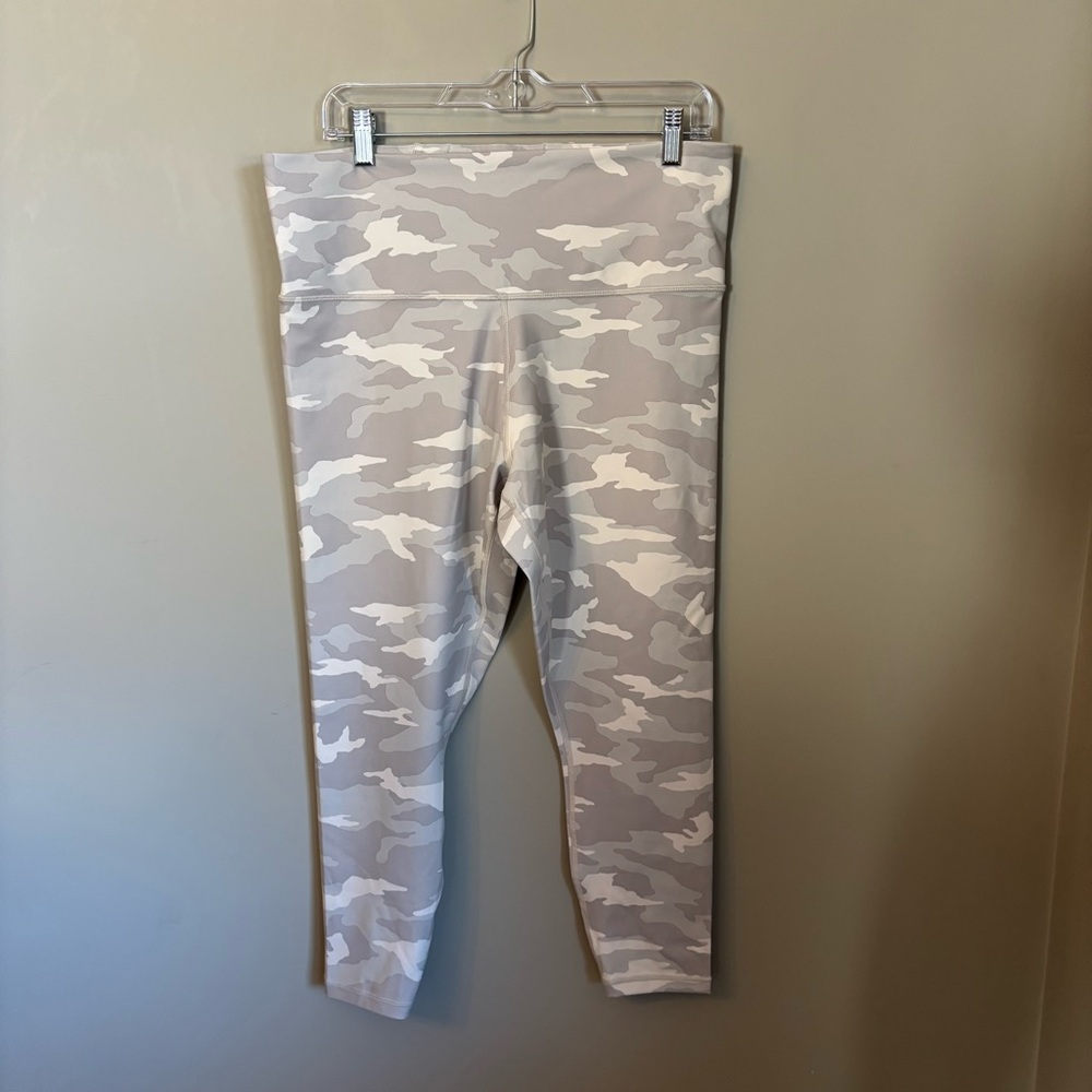 Athleta Gray & White Camo High-Waist Leggings